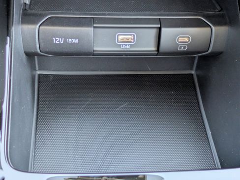 New 2025 Kia Telluride LX image 28