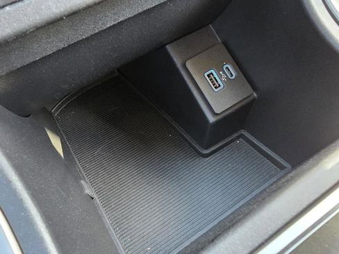 Used 2023 Ford Edge SEL image 22