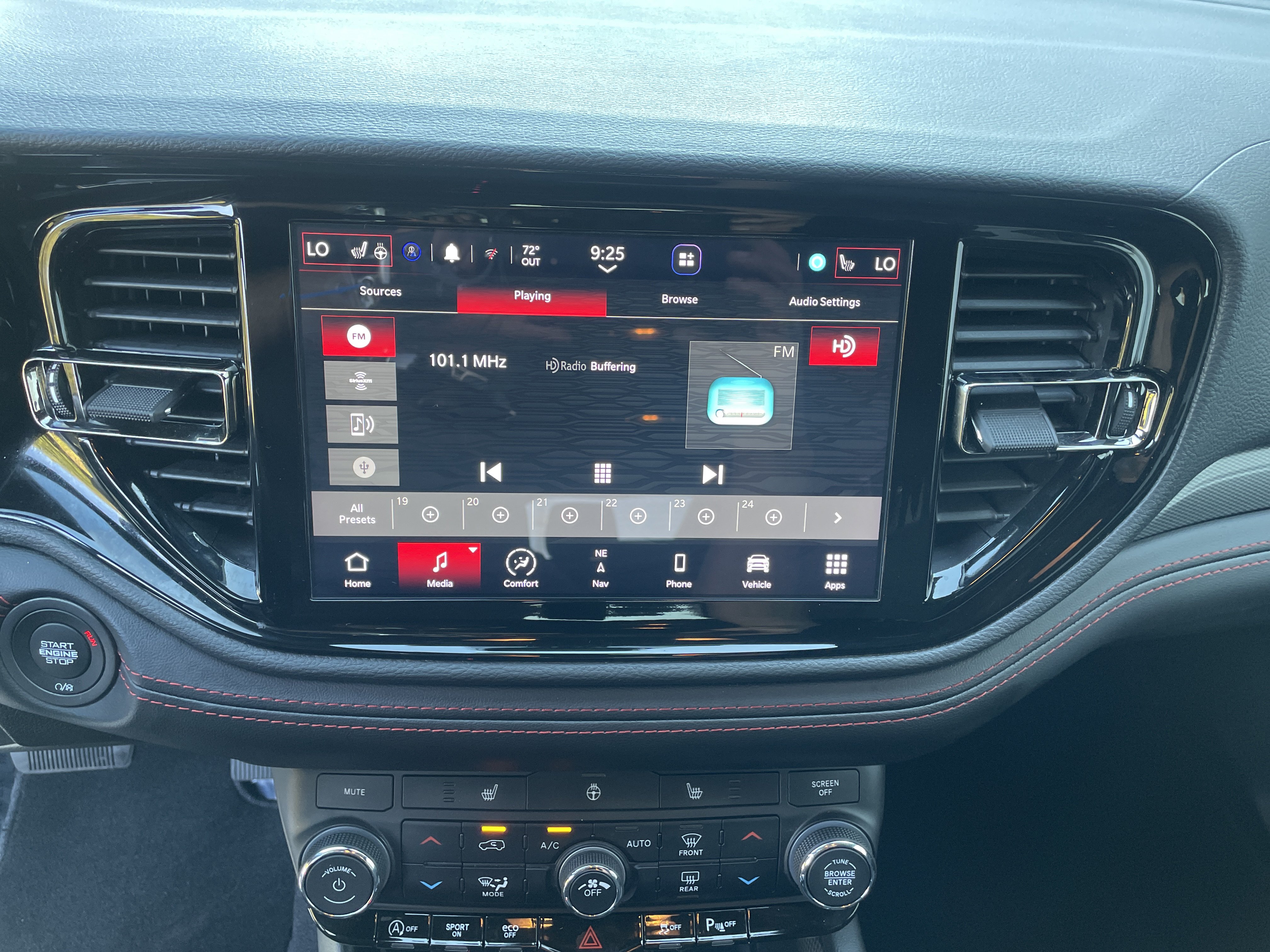 Used 2025 Dodge Durango GT RWD image 21