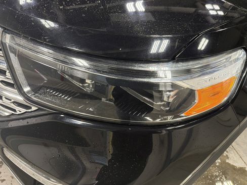 Used 2023 Ford Explorer Limited image 16