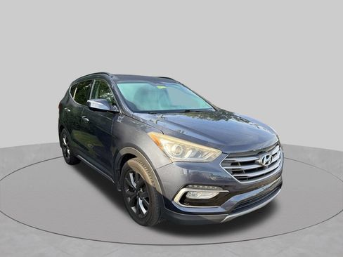 Used 2017 Hyundai Santa Fe Sport FWD image 3