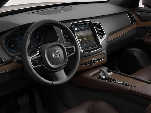 Certified 2023 Volvo XC90 B6 Plus w/ Protection Package Premier AWD/4WD image 6