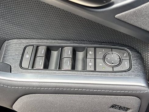 Used 2024 Lexus GX 550 w/ Accessory Package (Z1) AWD/4WD image 25
