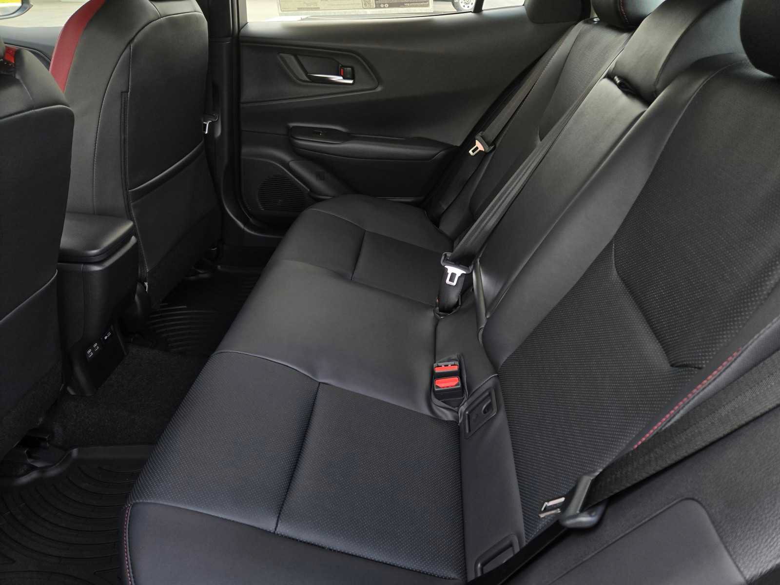 New 2026 Toyota Prius Plug-In Hybrid FWD image 8