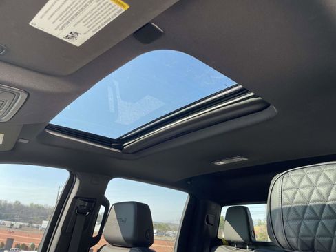 Used 2024 GMC Sierra 2500 AT4 w/ AT4 Premium Plus Package image 7