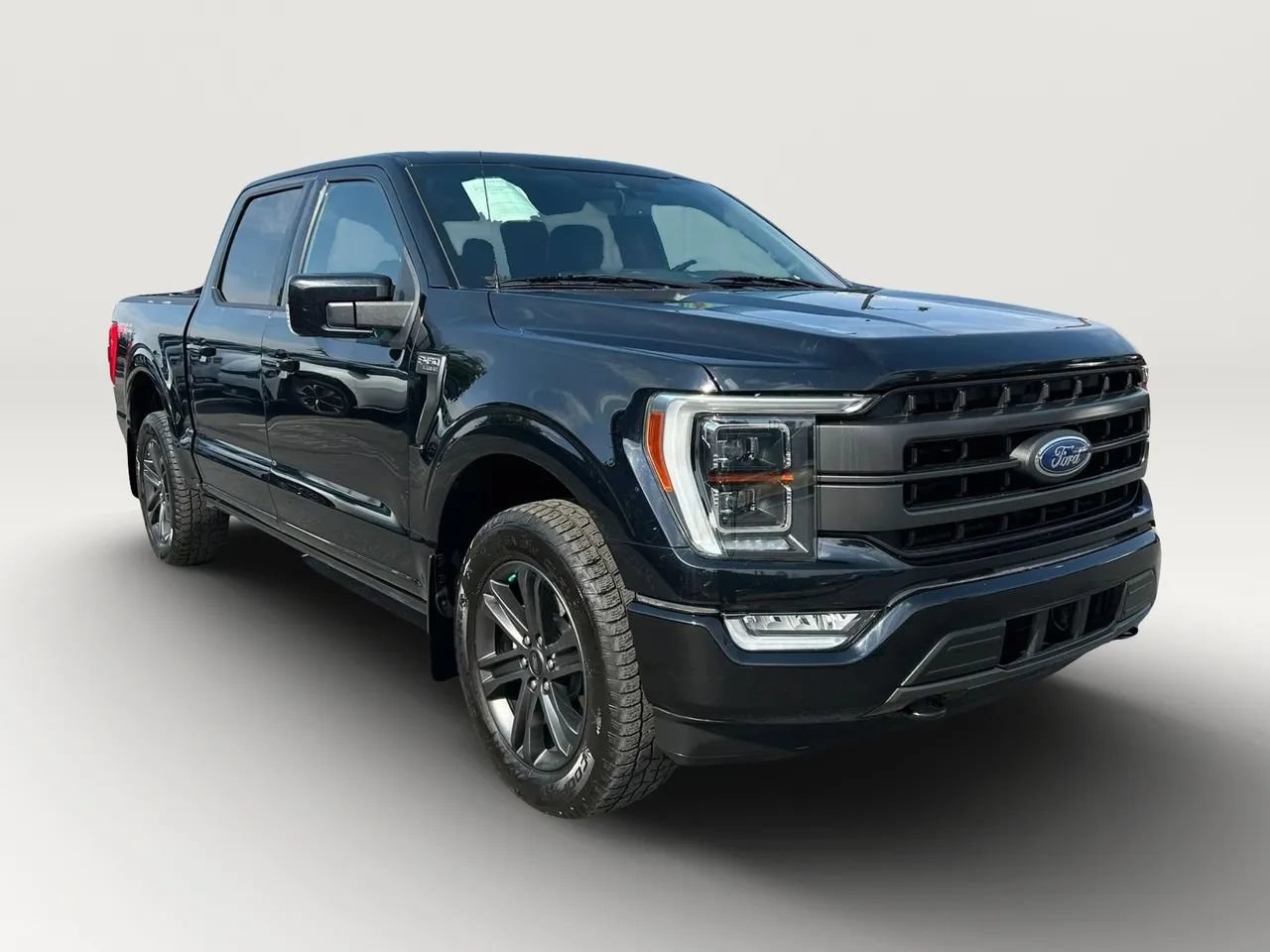 Used 2021 Ford F150 Lariat w/ Equipment Group 502A High AWD/4WD image 1