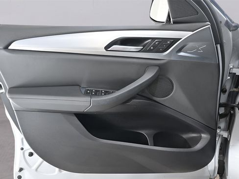 Used 2019 BMW X4 xDrive30i w/ Convenience Package image 8