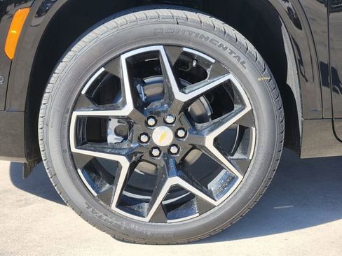 New 2026 Chevrolet Traverse High Country image 7