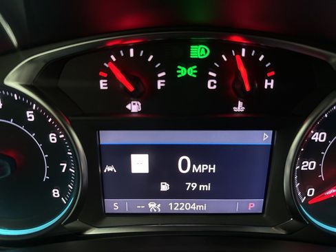 Used 2024 Chevrolet Equinox Premier image 15