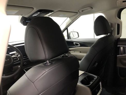 New 2026 Kia Carnival LXS image 16