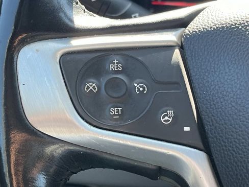 Used 2019 GMC Terrain SLT w/ Preferred Package FWD image 38