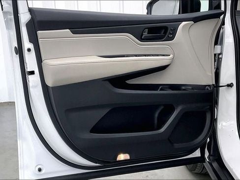 New 2026 Honda Odyssey EX-L image 11