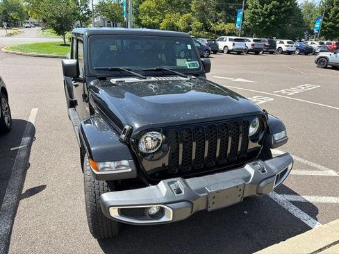 Used 2022 Jeep Gladiator Sport AWD/4WD image 17