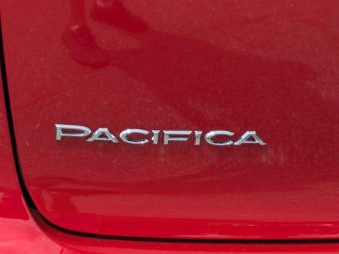 New 2026 Chrysler Pacifica Select FWD image 33