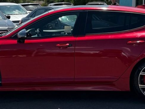 Used 2018 Kia Stinger GT2 RWD image 6