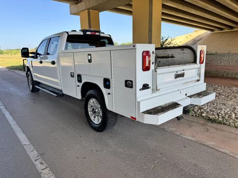 Used 2021 Ford F250 XL w/ STX Appearance Package AWD/4WD image 5