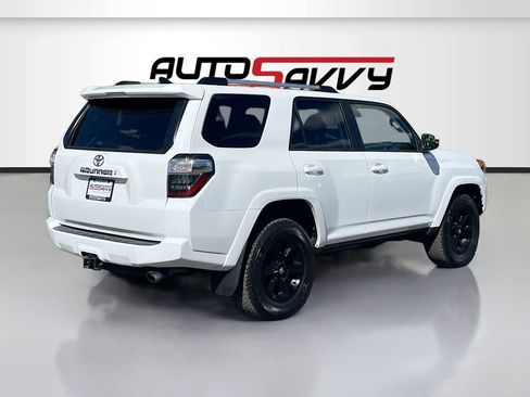 Used 2024 Toyota 4Runner SR5 Premium w/ Moonroof Package AWD/4WD image 7