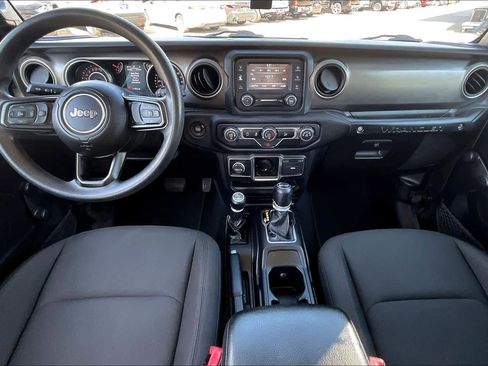 Used 2019 Jeep Wrangler Unlimited Sport image 14