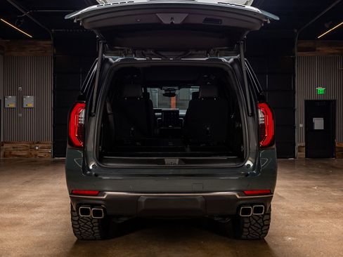 Used 2026 GMC Yukon AT4 Ultimate image 9