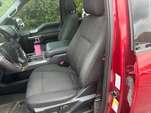 Used 2016 Ford F150 XLT w/ Equipment Group 302A Luxury AWD/4WD image 13