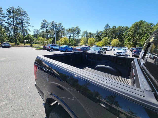 Used 2017 Ford F150 XLT w/ Equipment Group 302A Luxury AWD/4WD image 23