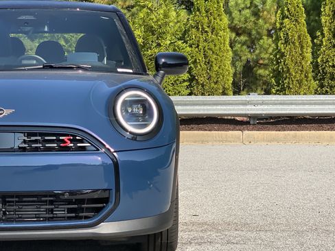 Used 2026 MINI Cooper S FWD image 19