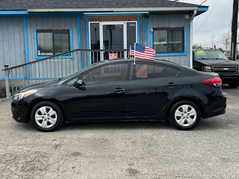 Used 2018 Kia Forte LX FWD image 9
