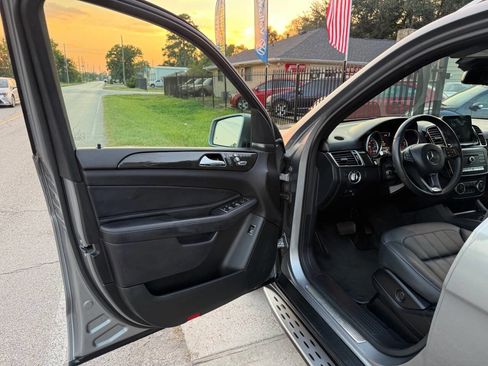 Used 2016 Mercedes-Benz GLE 300d 4MATIC image 12