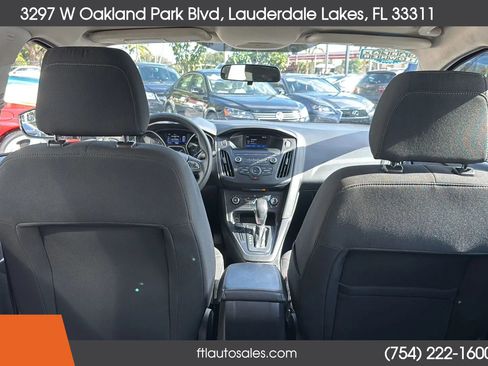 Used 2018 Ford Focus SE image 47