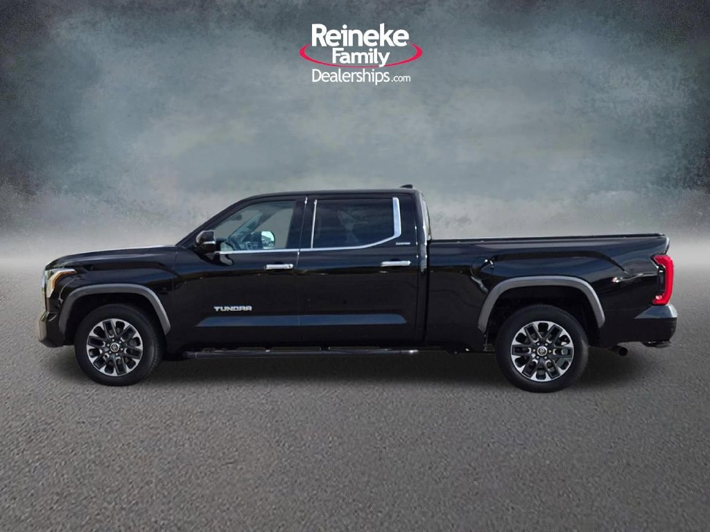 Used 2022 Toyota Tundra Limited w/ Power Package AWD/4WD image 9