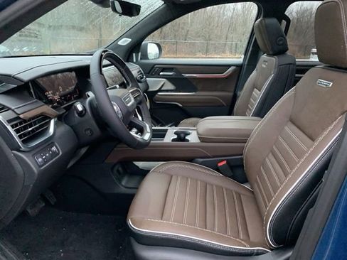 New 2026 GMC Acadia Denali Ultimate image 12