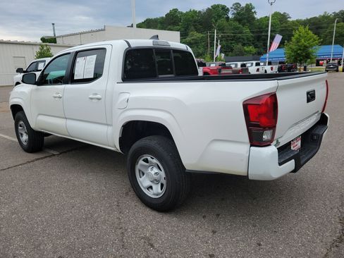 Used 2020 Toyota Tacoma SR w/ SR Convenience Package RWD image 7