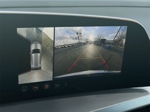 Used 2026 Cadillac Vistiq Luxury image 26