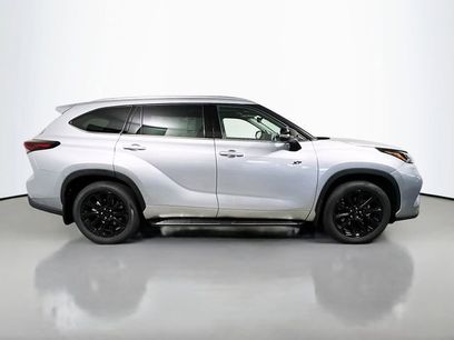 New 2025 Toyota Highlander Limited