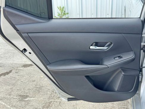 Used 2022 Nissan Sentra S image 33