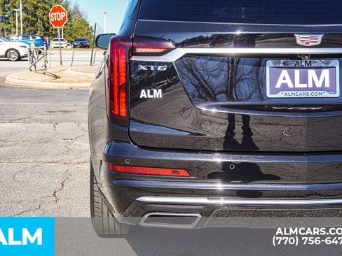 Used 2024 Cadillac XT6 Premium Luxury w/ Technology Package image 16