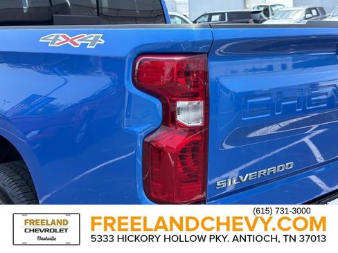 Used 2025 Chevrolet Silverado 1500 LT w/ Safety Package AWD/4WD image 12