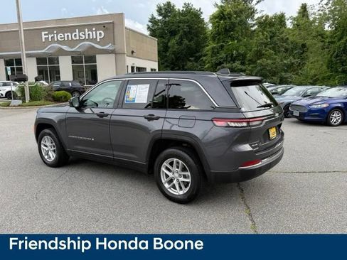 Used 2024 Jeep Grand Cherokee Laredo X w/ Trailer Tow Package AWD/4WD image 7