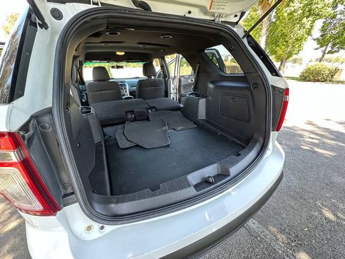 Used 2015 Ford Explorer 4WD Police Interceptor w/ Interior Upgrade Package image 27