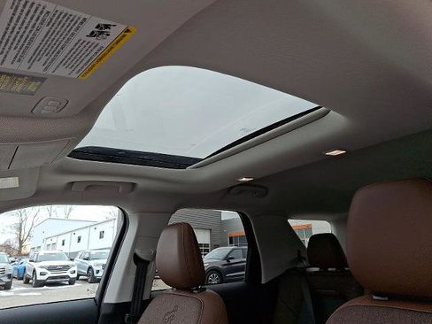 Certified 2025 Ford Bronco Sport Outer Banks w/ Outer Banks Tech Package+ image 14