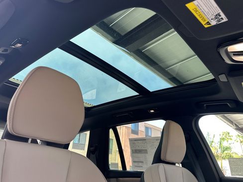 New 2026 Volvo XC90 B6 Plus image 15