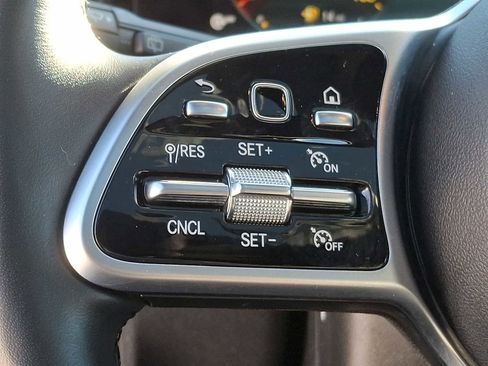 Certified 2023 Mercedes-Benz GLB 250 4MATIC image 16