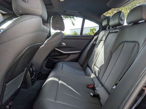 Used 2019 BMW 330i xDrive Sedan w/ Convenience Package image 17