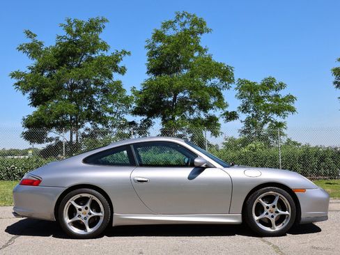 Used 2004 Porsche 911 GT3 RS image 3