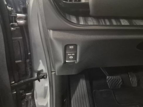 Used 2026 Nissan Armada PRO-4X AWD/4WD image 12