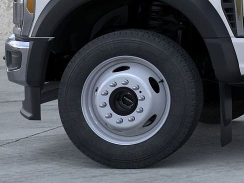 New 2025 Ford F550 4x4 SuperCab Super Duty image 19