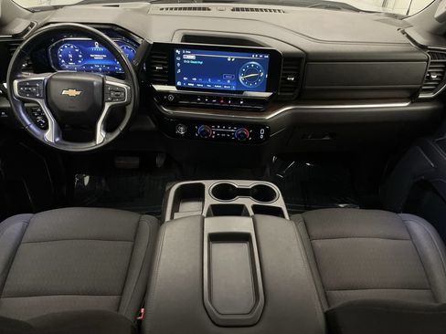 Used 2024 Chevrolet Silverado 1500 LT AWD/4WD image 14