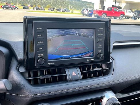 Used 2021 Toyota RAV4 LE w/ Carpet Mat Package (TMS) AWD/4WD image 21