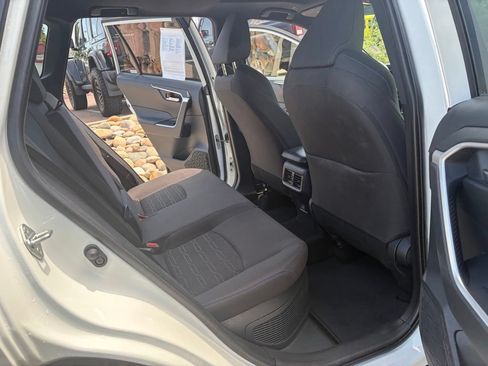 Used 2025 Toyota RAV4 SE w/ Convenience Package AWD/4WD image 21