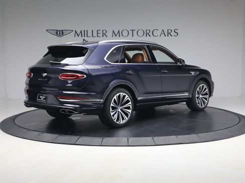 New 2026 Bentley Bentayga AWD/4WD image 5